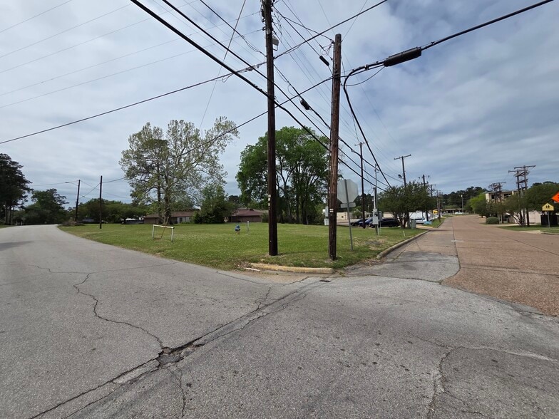 More Photos Of 1206 Ellis Ave, Lufkin Land For Sale