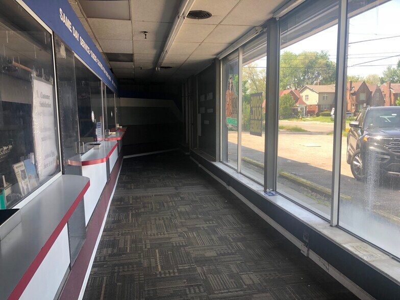 More Photos Of 18135 Livernois Ave, Detroit Freestanding For Sale