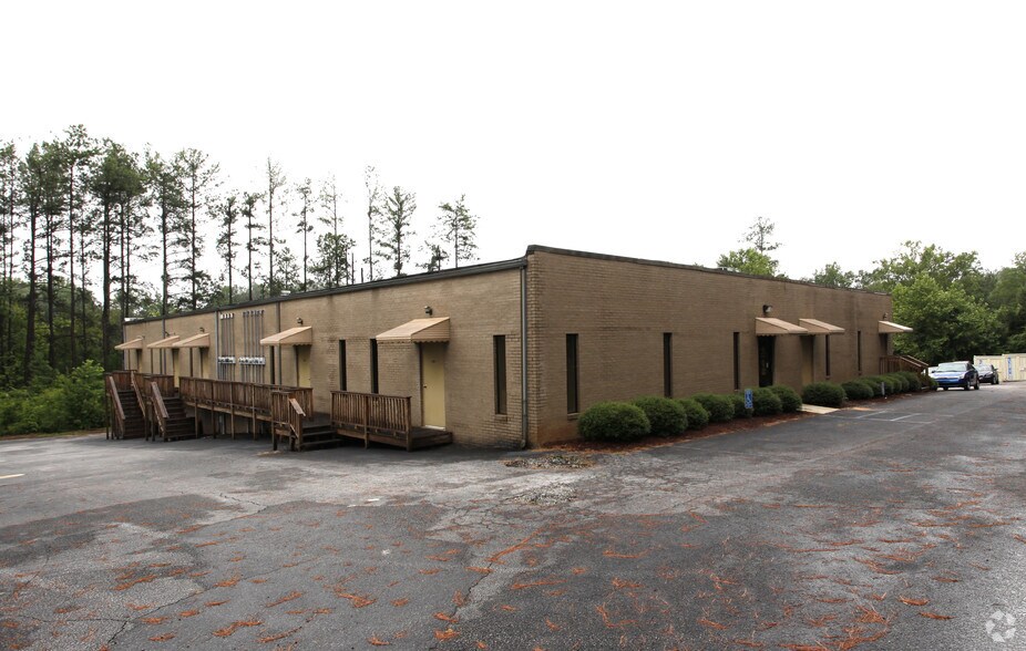 More Photos Of 907 N Main St, Travelers Rest Medical For Lease
