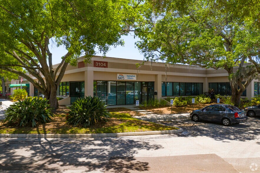 More Photos Of 3102 Cherry Palm Dr, Tampa Unknown For Lease