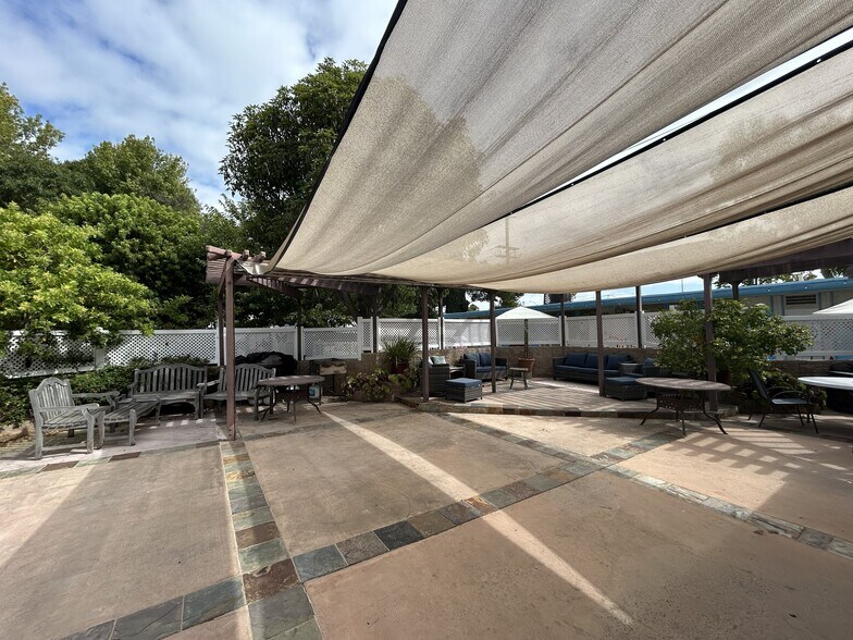 More Photos Of 2525 Fairview Rd, Costa Mesa Religious Facility For Lease