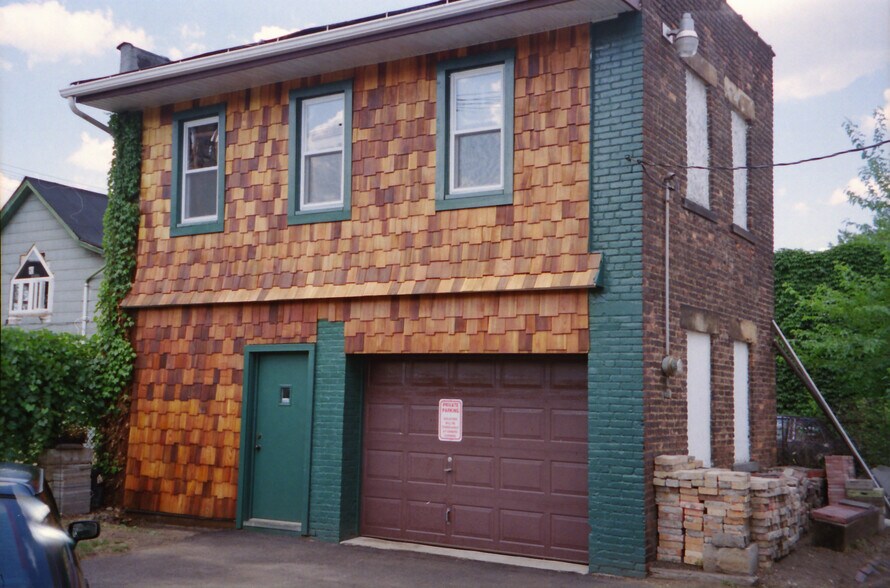 More Photos Of 2373 Professor Ave, Cleveland Storefront For Sale