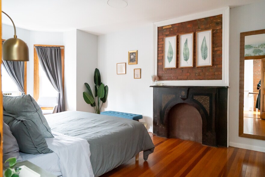 More Photos Of 175 Liberty St, Newburgh Apartments For Sale