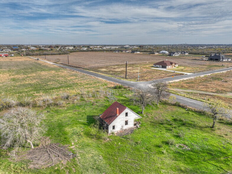 More Photos Of 931 W FM 78, Marion Land For Sale