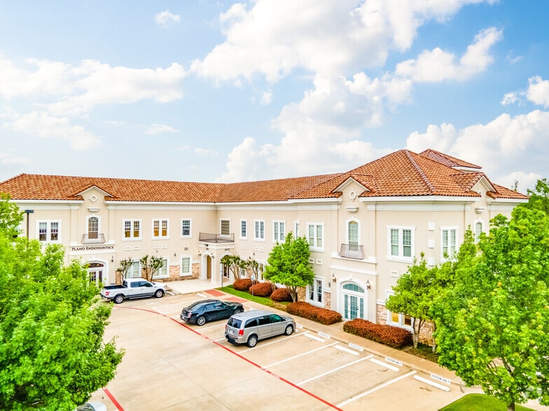 More Photos Of 5072 W Plano Pky, Plano Medical For Lease