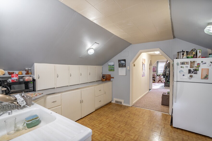 More Photos Of 447-449 NY-31, Bridgeport Apartments For Sale