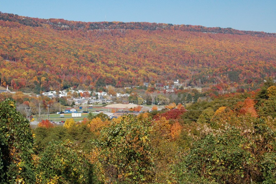 More Photos Of 1200 Mountain Creek Rd, Chattanooga Coworking Space