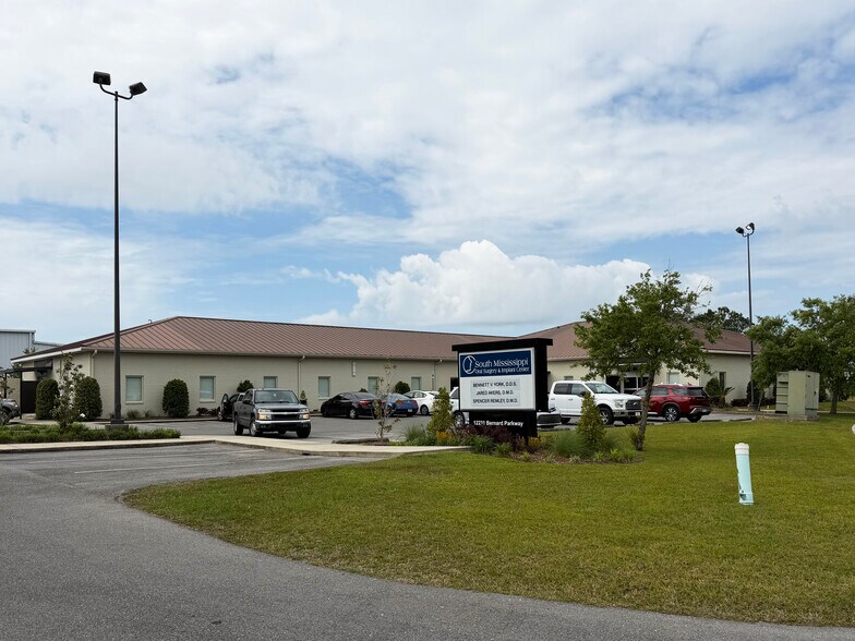 Primary Photo Of 12231 Bernard Pky, Gulfport Healthcare For Sale