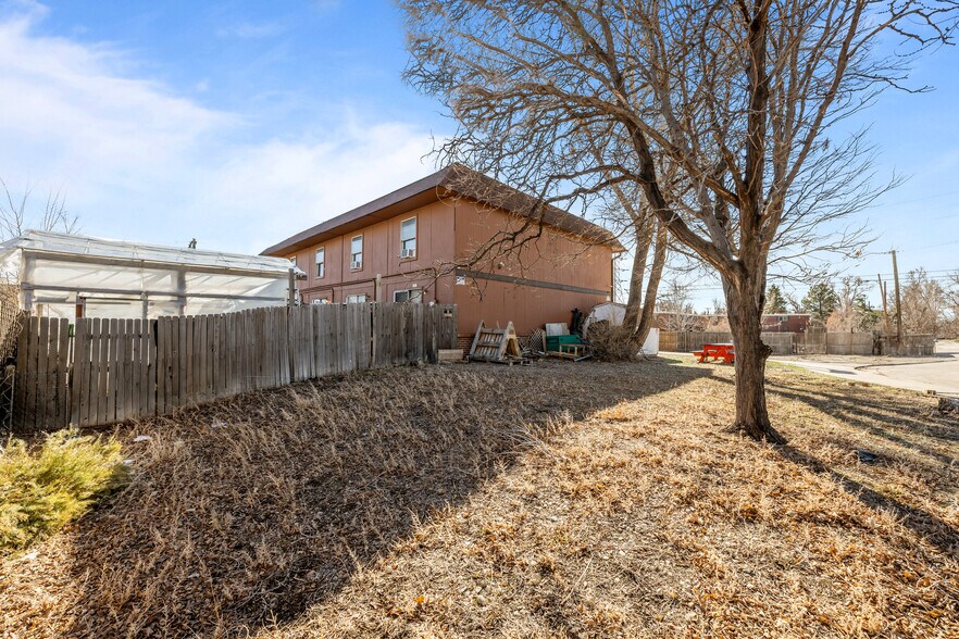 More Photos Of 1300 Balsam St, Lakewood Apartments For Sale