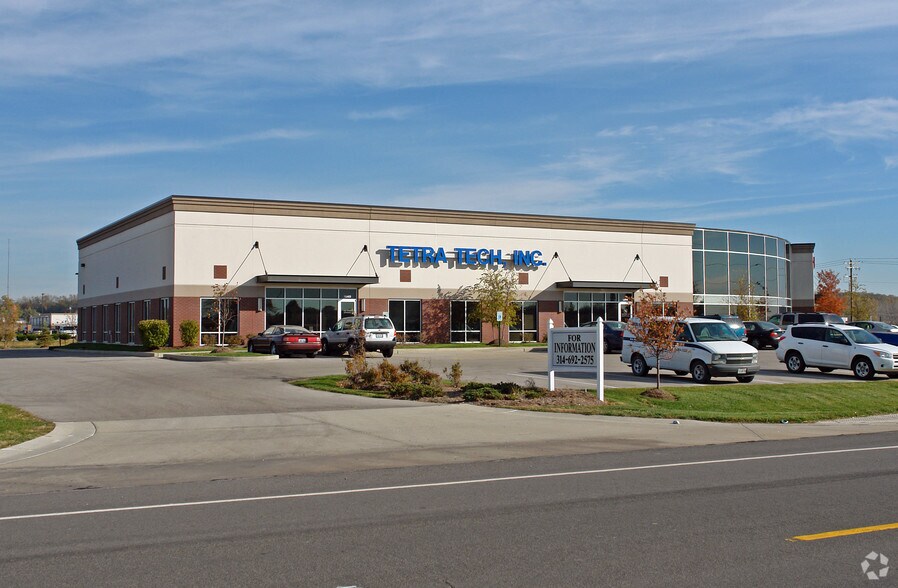 More Photos Of 1616-1640 Eastport Plaza Dr, Collinsville Medical For Lease