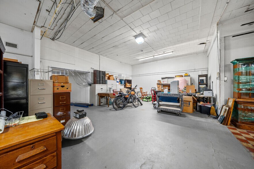 More Photos Of 3306-3308 Pike Ave, North Little Rock Storefront For Sale