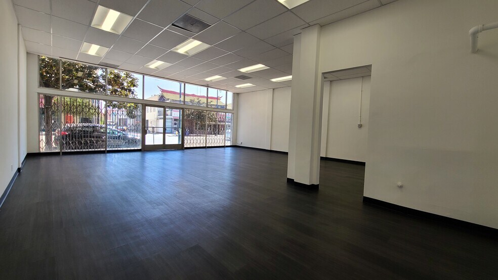 More Photos Of 969 N Hill St, Los Angeles Storefront For Lease