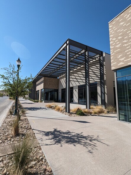 More Photos Of 344 Vin Rambla dr, El Paso Restaurant For Lease