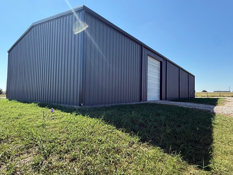 More Photos Of 1730 Smith Rd, Rockwall Warehouse For Lease