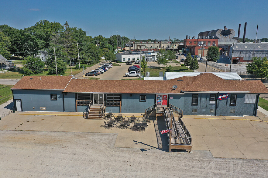 Primary Photo Of 818 N Shabbona St, Streator Restaurant For Sale