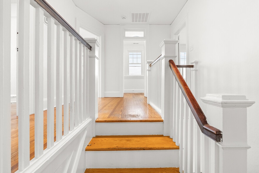 More Photos Of 15115 Forest Road, Forest Office For Lease