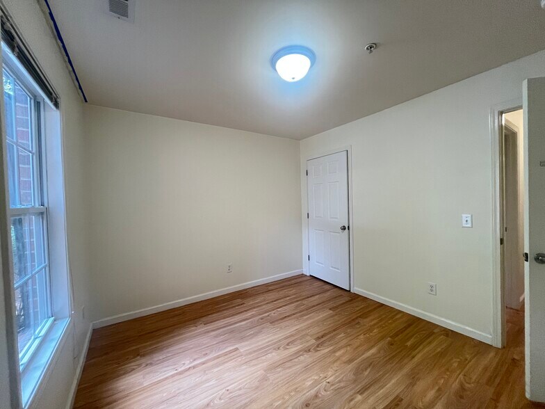 More Photos Of , Raleigh Unknown For Sale