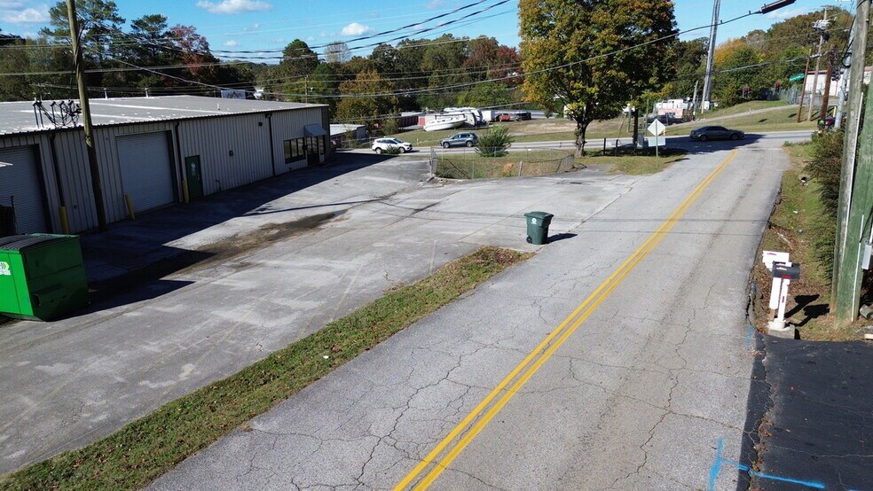 More Photos Of 6340 Bonny Oaks Dr, Chattanooga Warehouse For Lease