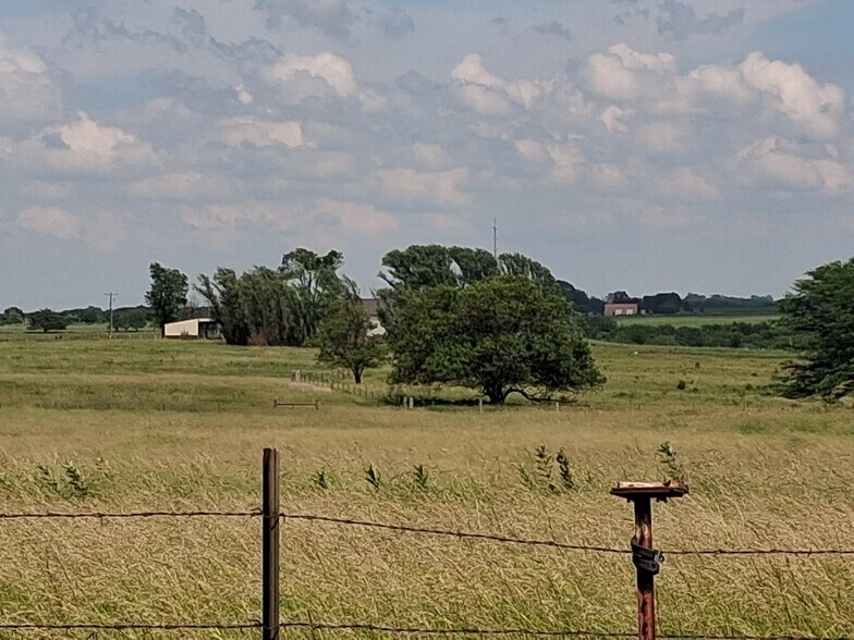 More Photos Of 6841 E US Highway 56, Overbrook Land For Sale