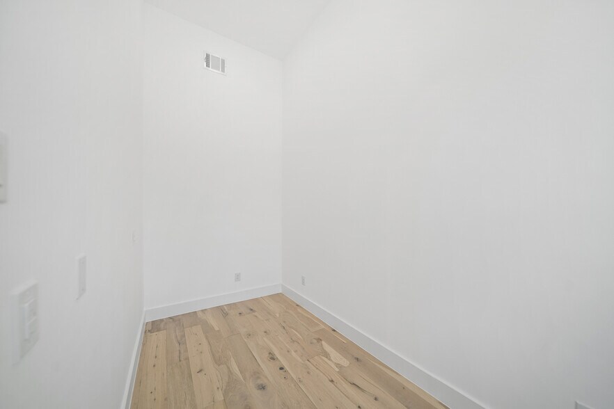 More Photos Of 18760 FM 442 Road, Needville Specialty For Sale