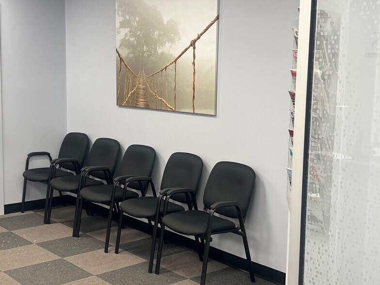 More Photos Of 82 Totowa Rd, Wayne Medical For Lease