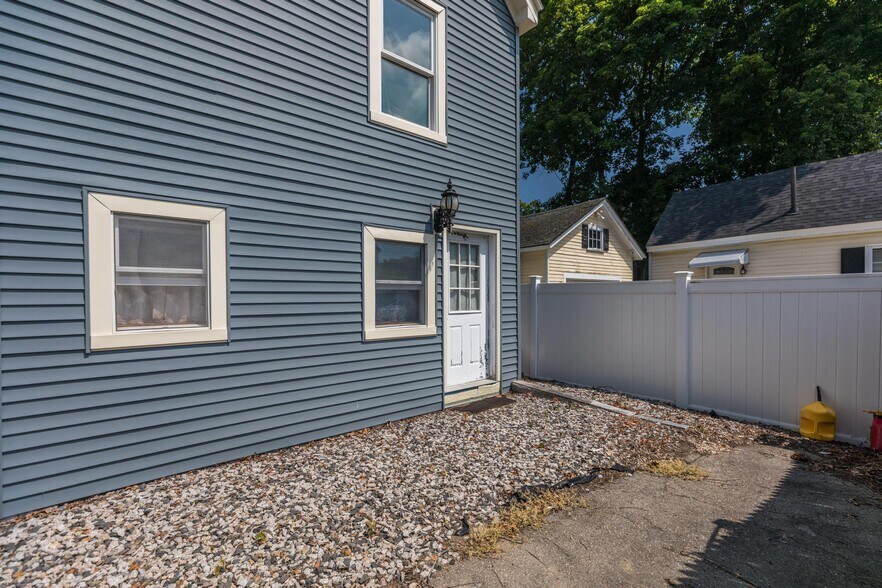 More Photos Of 2 Pleasant St, Rochester Apartments For Sale