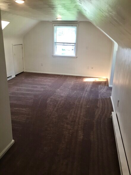 More Photos Of 147 Georgetown Rd, Beaver Falls Apartments For Sale