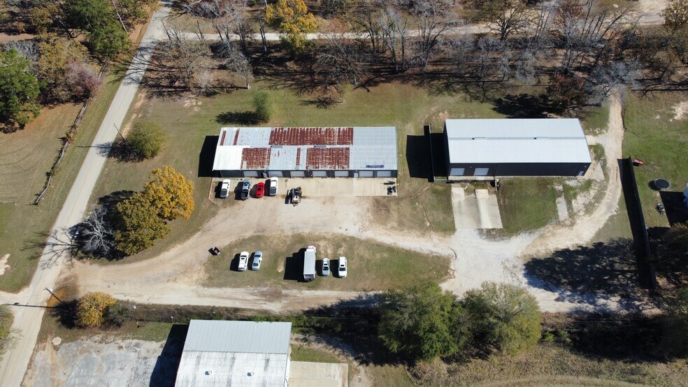 More Photos Of 10155 County Road 135, Flint Warehouse For Lease