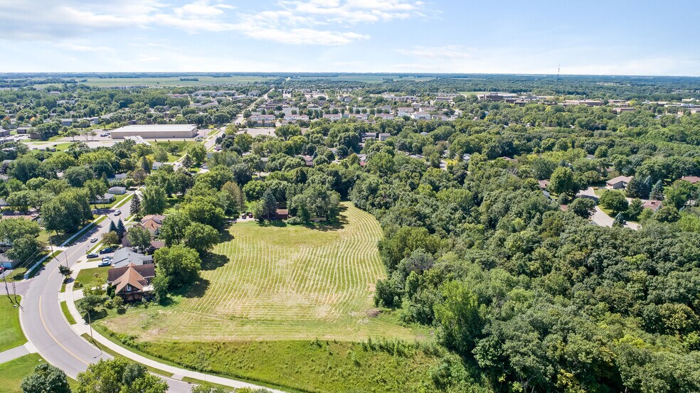 More Photos Of TBD Woodridge Court, Mankato Land For Sale