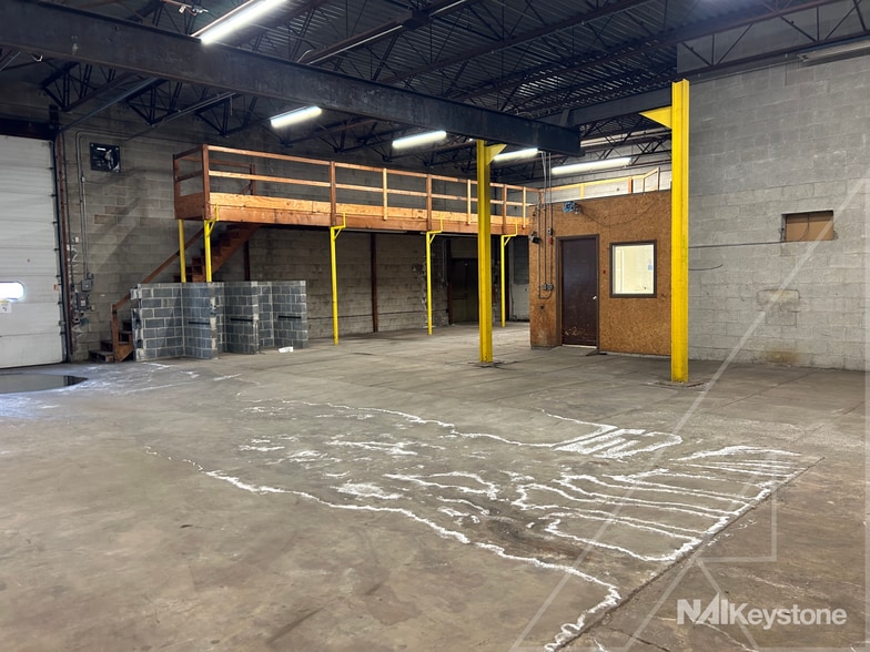 More Photos Of 1009 Brooke Blvd, Reading Auto Repair For Sale