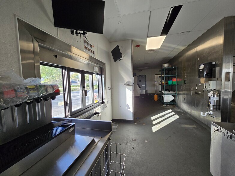 More Photos Of 810 Green Way, Keystone Heights Fast Food For Lease
