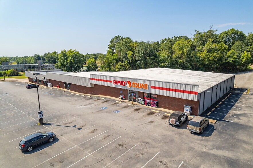 Primary Photo Of 121 Whitley Ave, Henderson Supermarket For Lease
