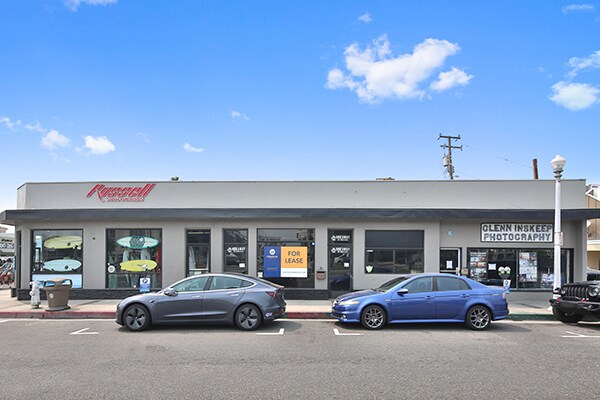More Photos Of 2301-2307 W Balboa Blvd, Newport Beach Storefront For Sale