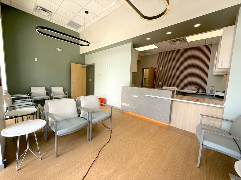 More Photos Of 7483 Sand Lake Commons Blvd, Orlando Medical For Lease