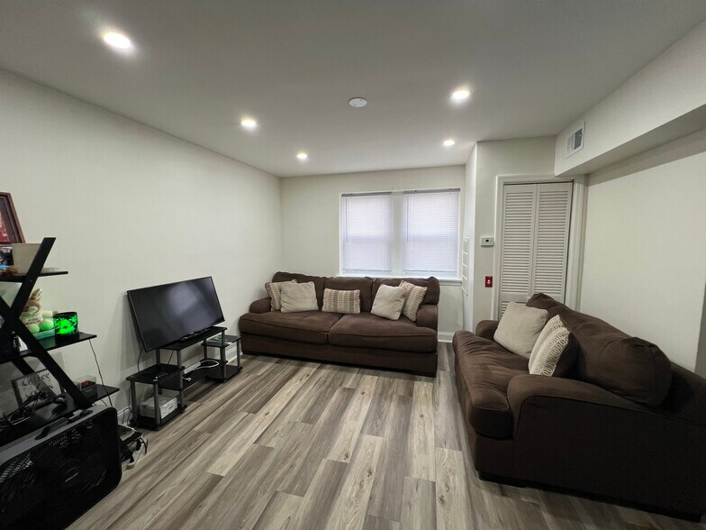 More Photos Of 21-25 Willoughby St, Newark Multifamily For Sale