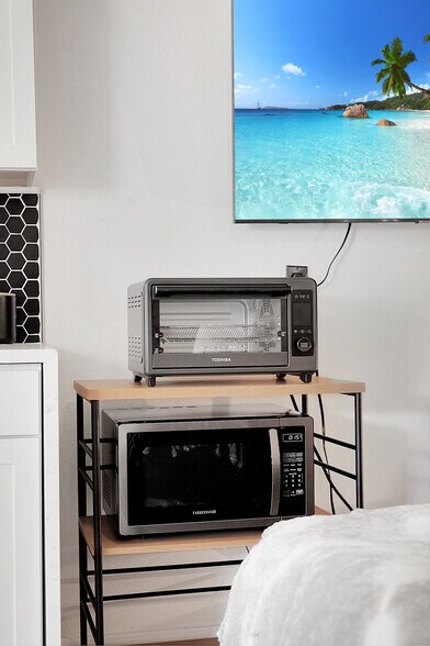 More Photos Of 517 S J St, Lake Worth Beach Apartments For Sale