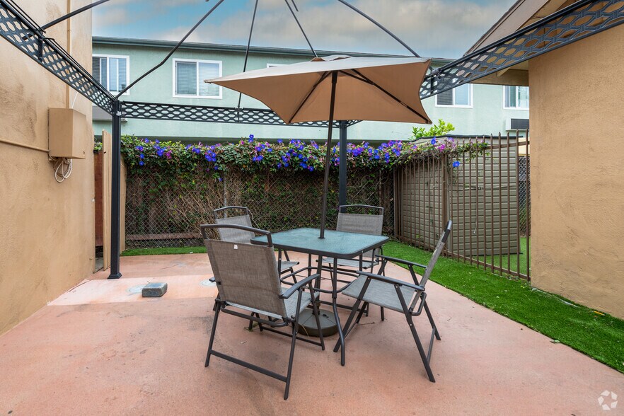 More Photos Of 1232 Division St, Oceanside Apartments For Sale