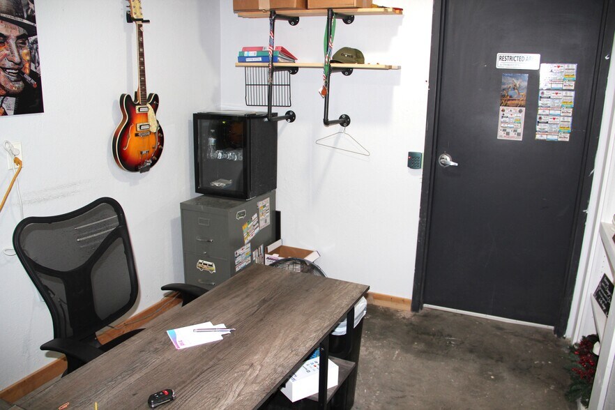 More Photos Of 210 E Fourth St, Colome Freestanding For Sale