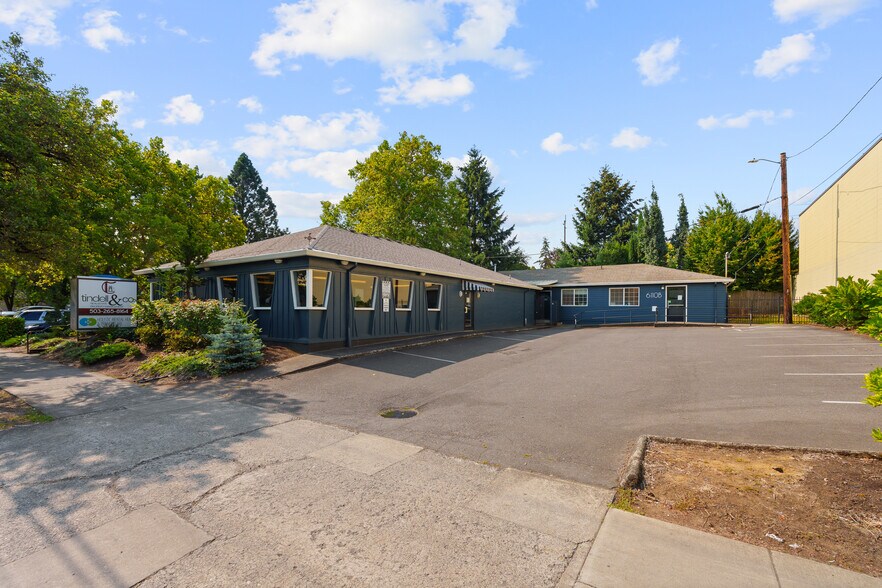 More Photos Of 6110 N Lombard St, Portland Medical For Lease