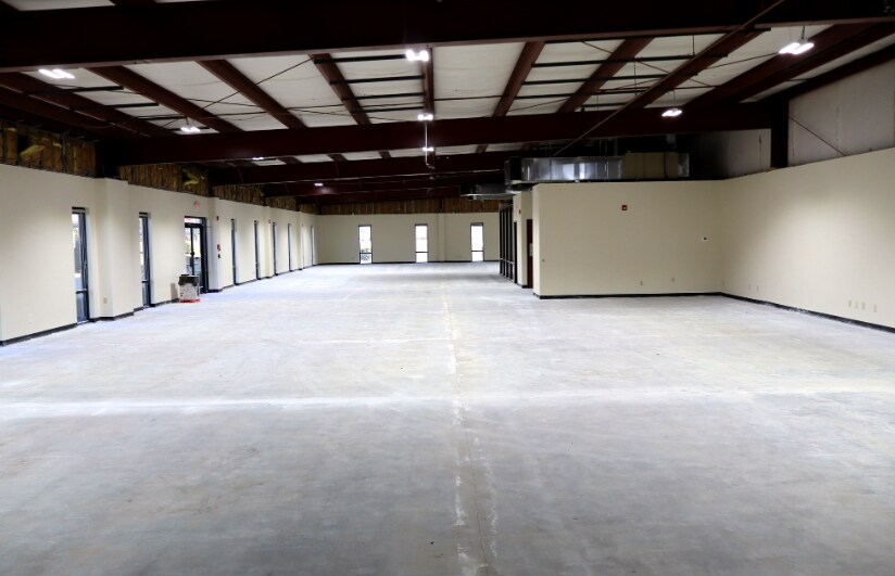 More Photos Of 1150 Louise Rd, Winston-Salem Light Distribution For Sale