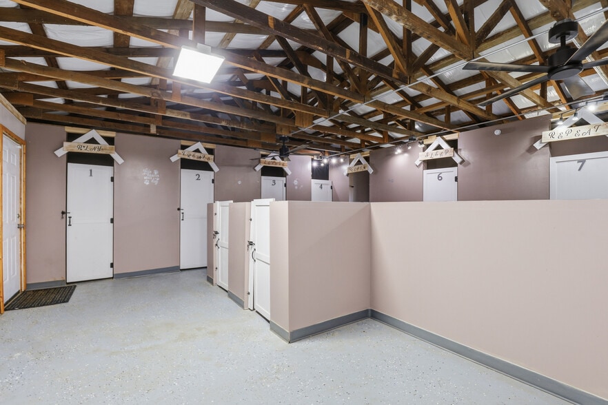 More Photos Of 6720 Dick Price Rd, Mansfield Office For Lease