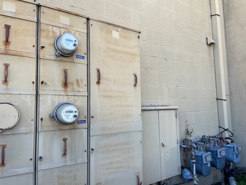 More Photos Of 14836 Ramona Blvd, Baldwin Park Warehouse For Sale