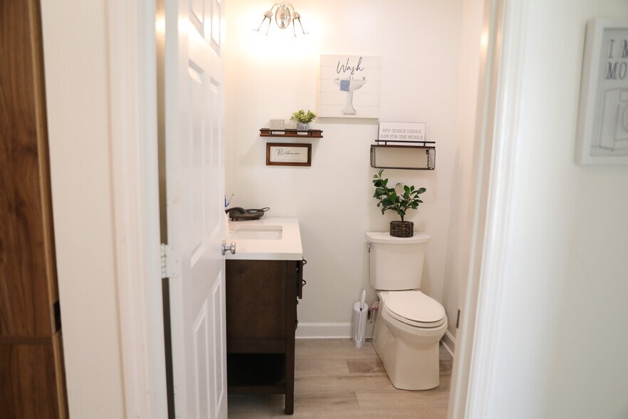 More Photos Of 232 Mine Branch Rd, Crimora Specialty For Sale