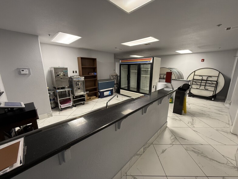 More Photos Of 1101 Bunton Creek Rd, Kyle Storefront Retail Office For Lease