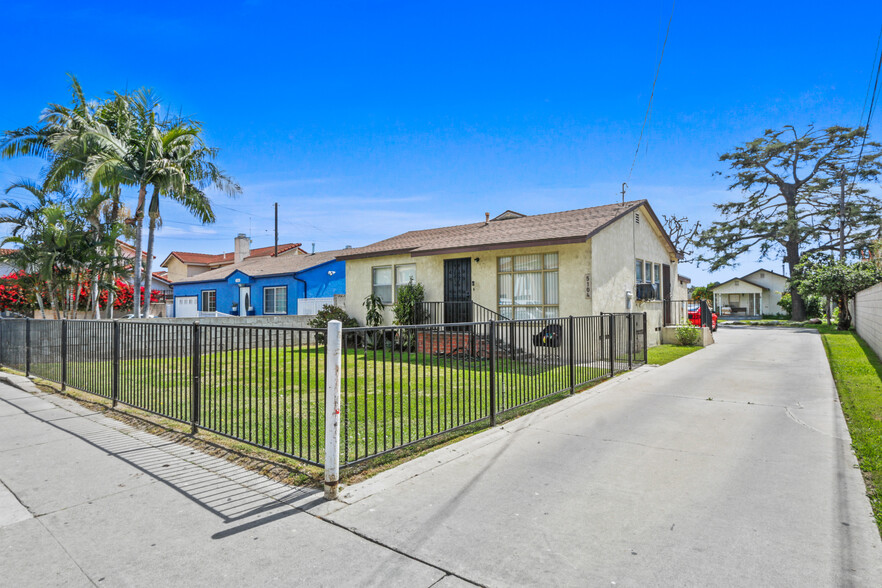 Primary Photo Of 5100-5106 Elizabeth St, Cudahy Apartments For Sale