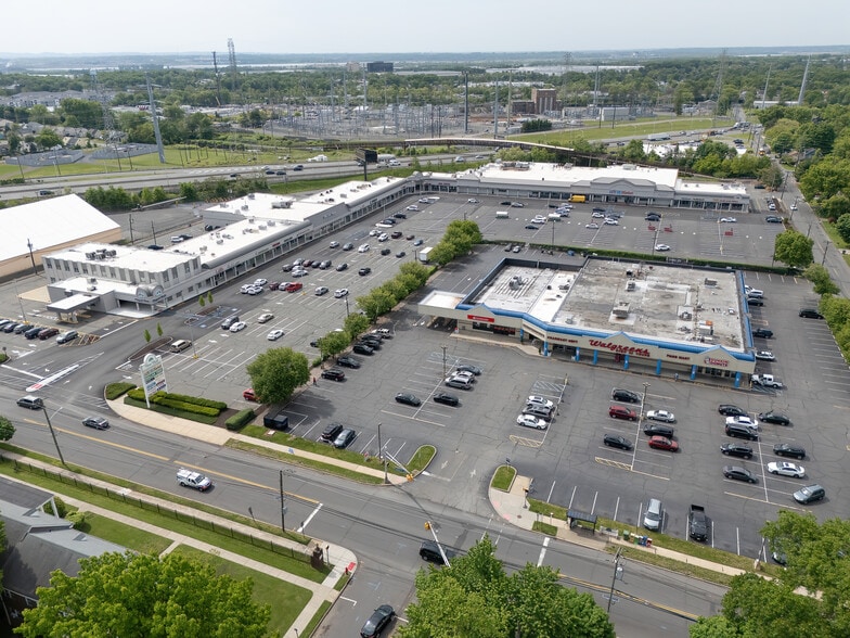 More Photos Of 1199 Amboy Ave, Edison Unknown For Lease