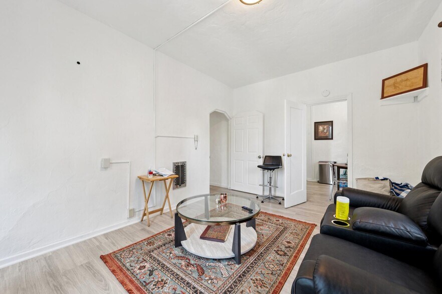 More Photos Of 1360 Berkeley Way, Berkeley Apartments For Sale