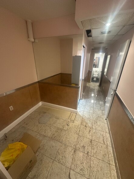 More Photos Of 1164 1st Ave, New York Apartments For Sale