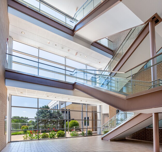 More Photos Of 303 E Republic Rd, Springfield Office For Lease