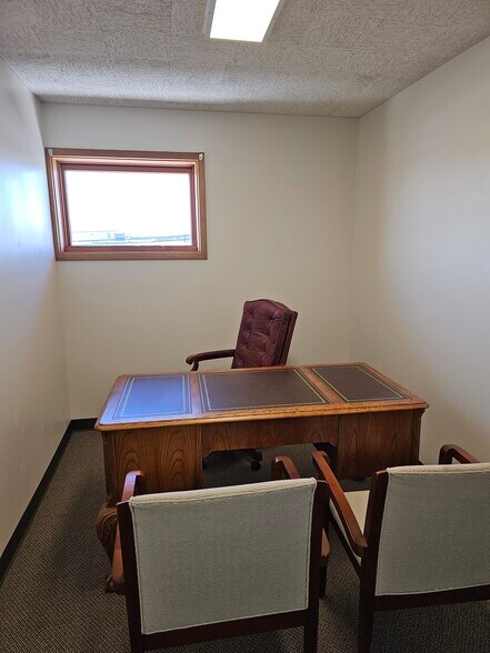 More Photos Of 350 Alberta Dr, Amherst Office For Sale